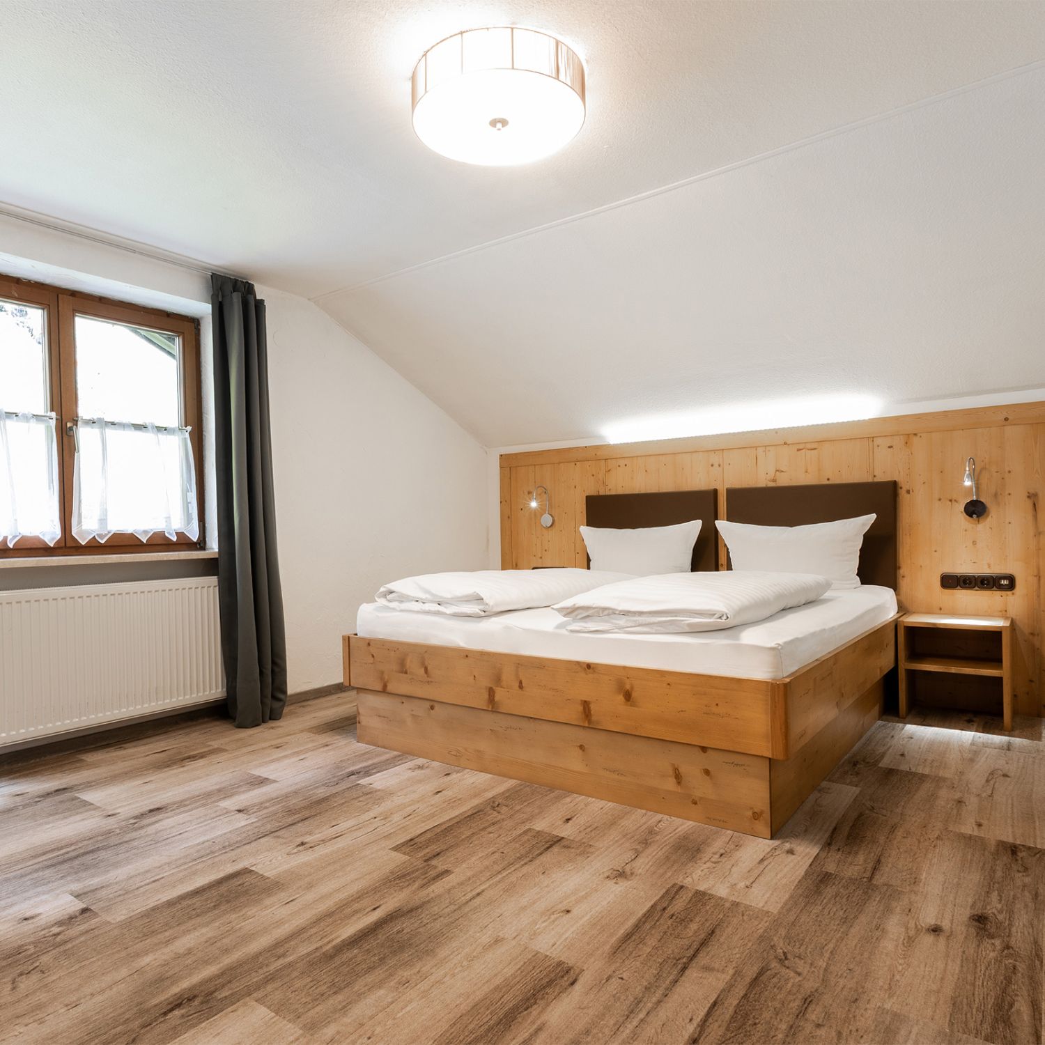 Doppelzimmer im Gästehaus Almenrausch